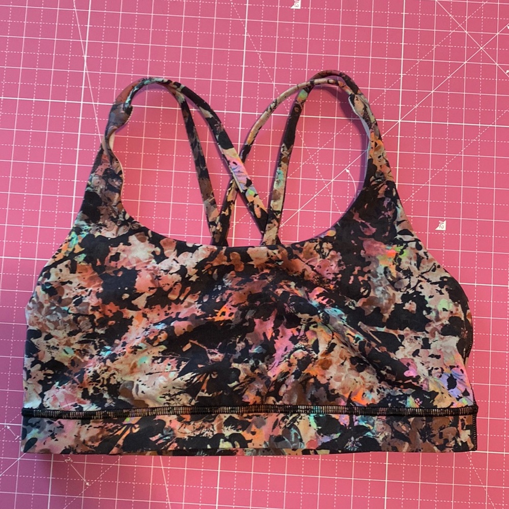 New without tags Lulu Lemon Energy Sports Bra size 8